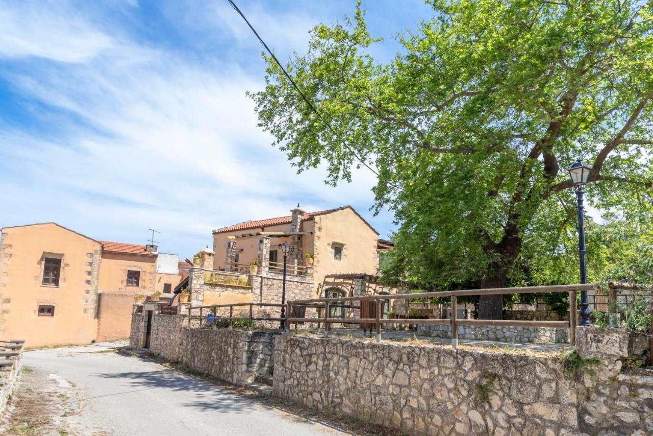 Argoulides Traditional Appartments ハニア エクステリア 写真